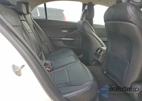 2022 Mercedes-Benz C 300 из США, поврежденный, VIN W1KAF4GB0NR009193